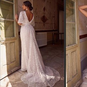 MadiLane Plus size Wedding Gown